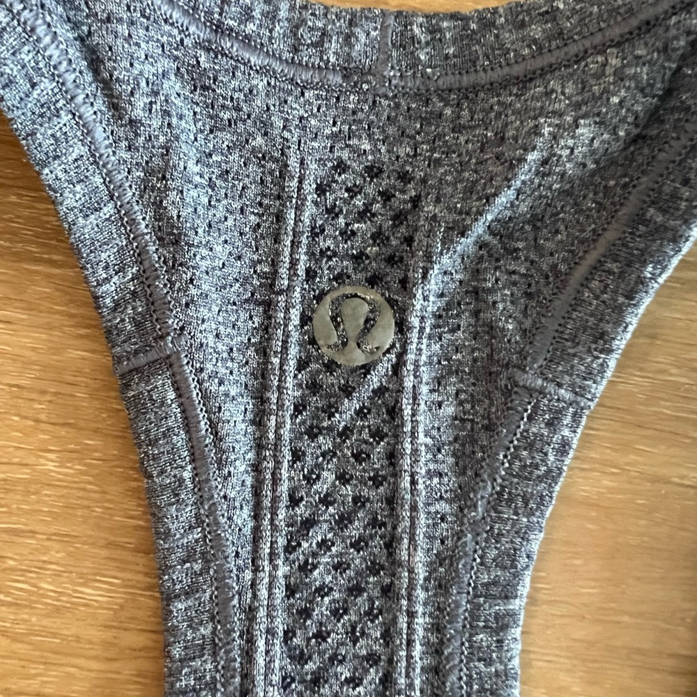 Lululemon Grey Run Swiftly Tank Size 4 - image 5